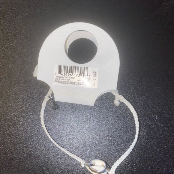 NEW - PURA VITA COSTA COWRIE SILVER BRACELET. Color: White. BUNDLE TO SAVE!! - Picture 9 of 12